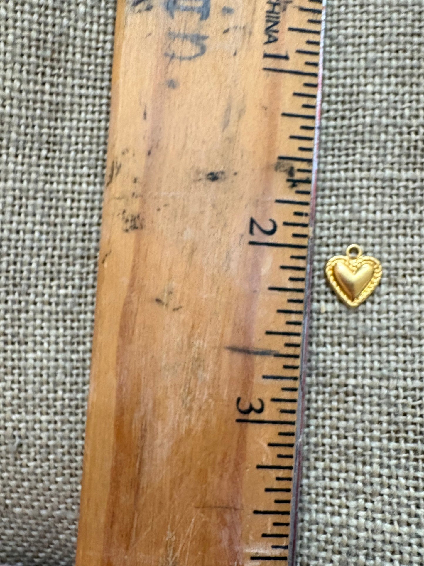 Small Star charm By Jupiter! measurement