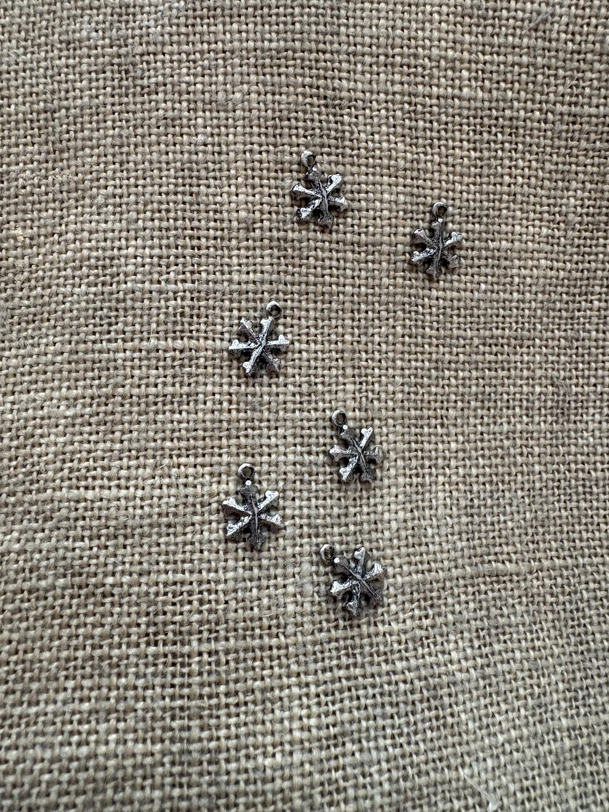 Small silver antique silver snowflake