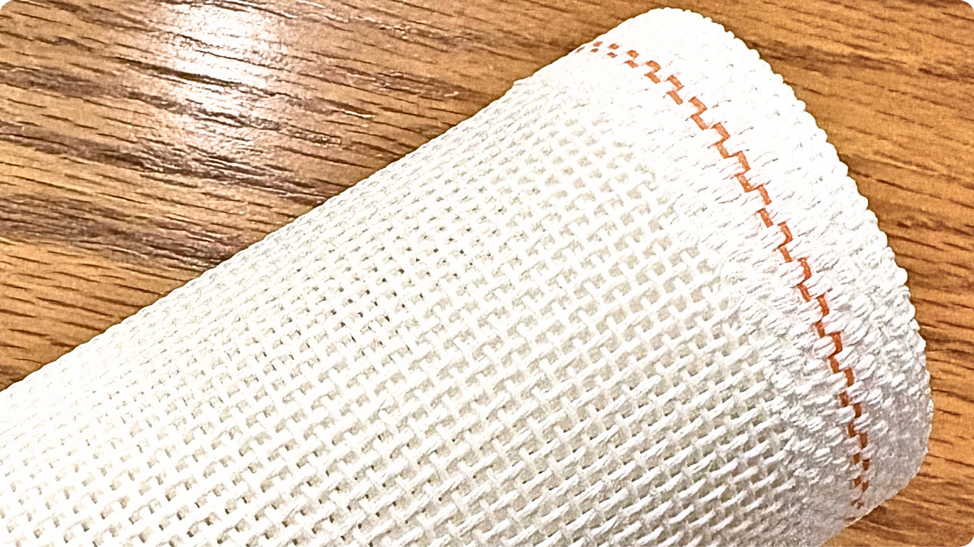 Zweigart_14ct_White_Mono_Deluxe_Canvas Needlepoint