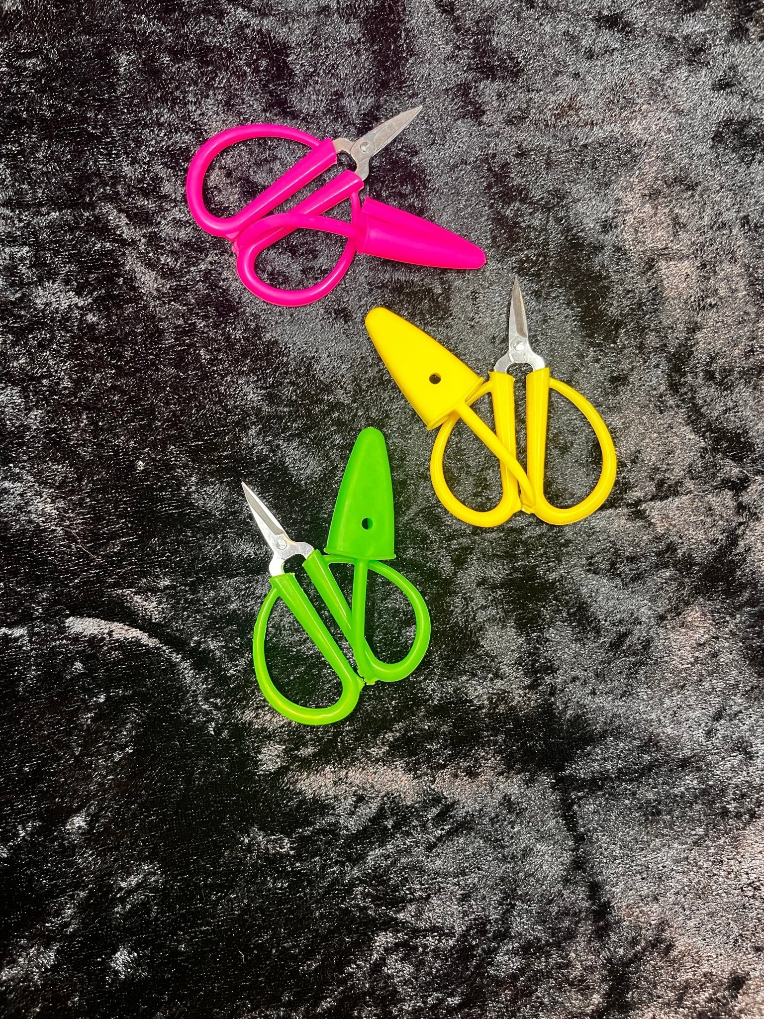 Mighty Mite Mini Embroidery Scissors - Maple Grove Needleworks